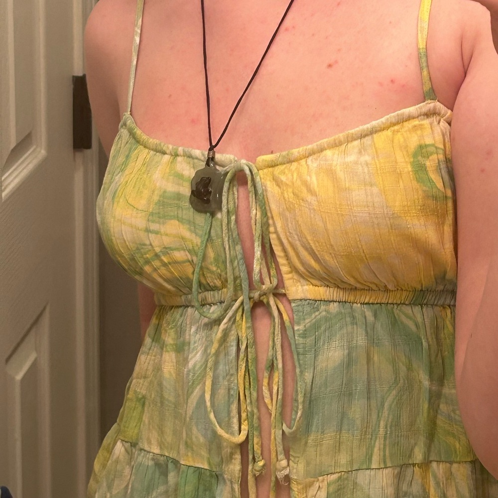 American Eagle Outfitters Green and Yellow swirl crop tank
